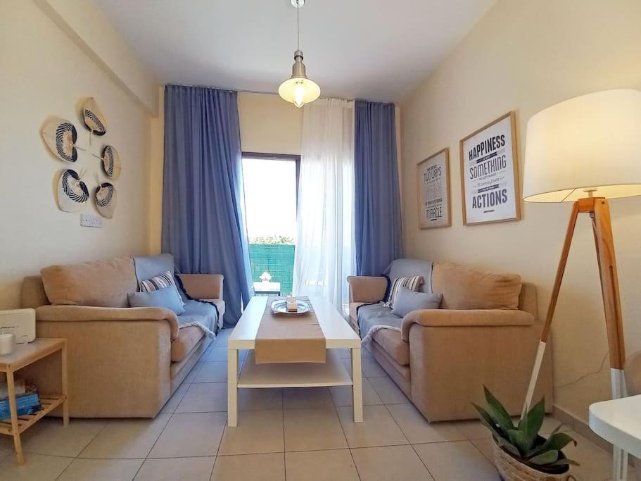 Lovely Ap In The Center Of Kato Paphos ภายนอก รูปภาพ